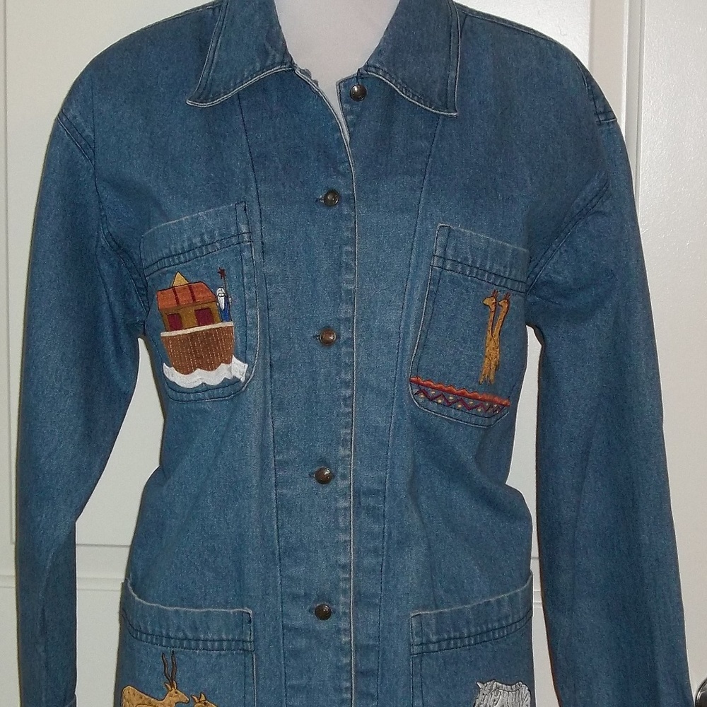 Ladies Unique Noah's denim shirt medium EUC